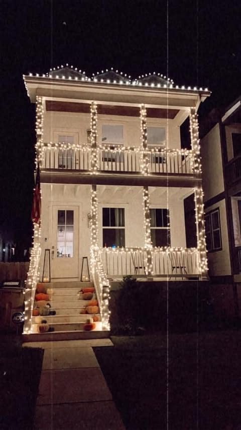 Christmas light installation by Thin Red Line Holiday Lighting